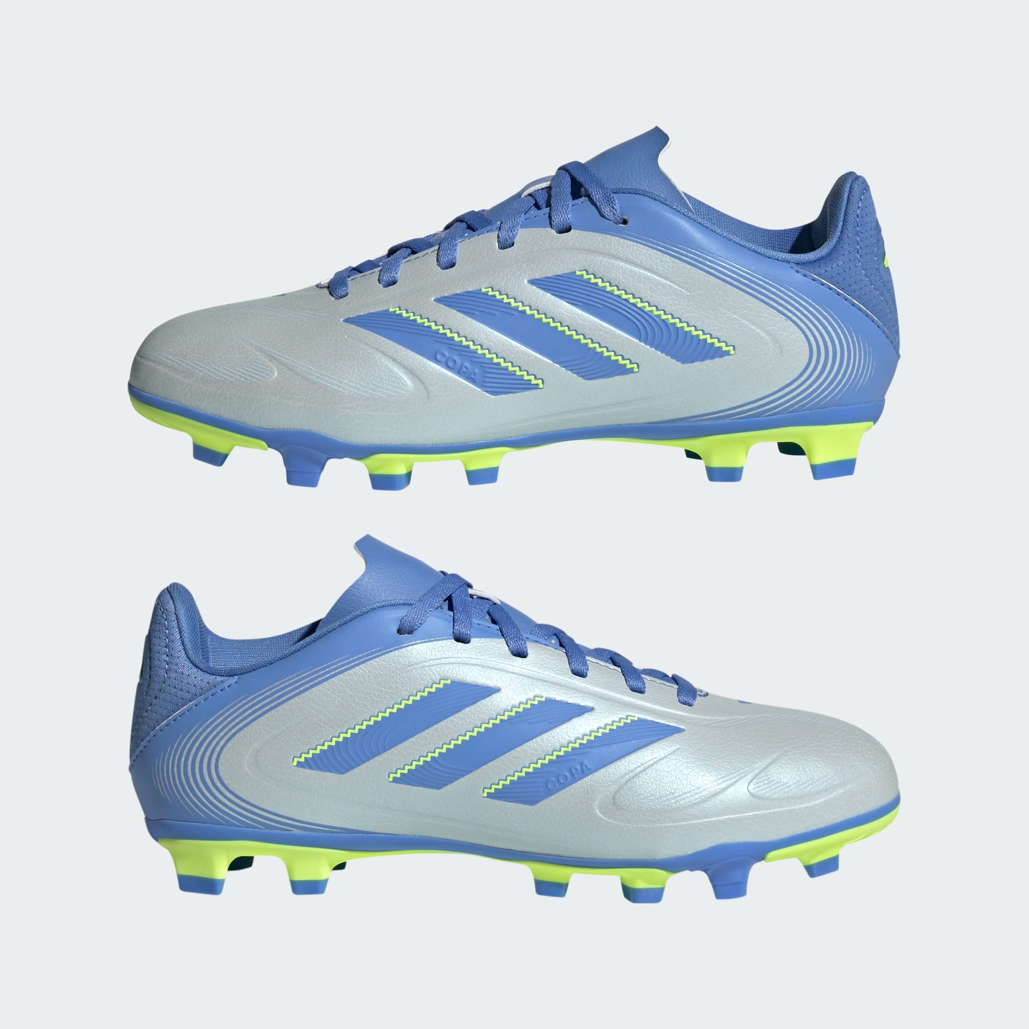 ⁦נעלי כדורגל ילדים אדידס COPA PURE III CLUB⁩ – תמונה ⁦3⁩